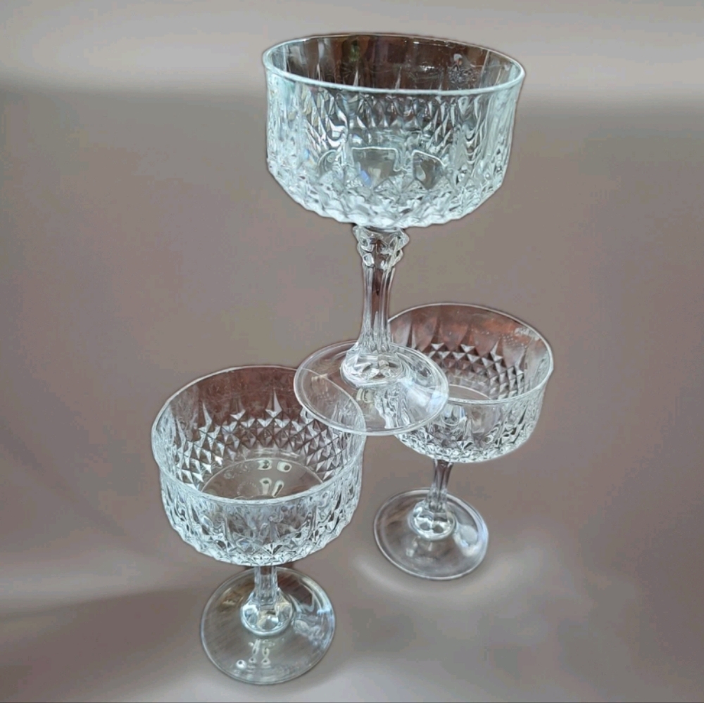3 Cristal D'Arque Stemmed Diamond Cut Longchamp Sherbet/Parfait/Wine Glasses - Picture 3 of 8